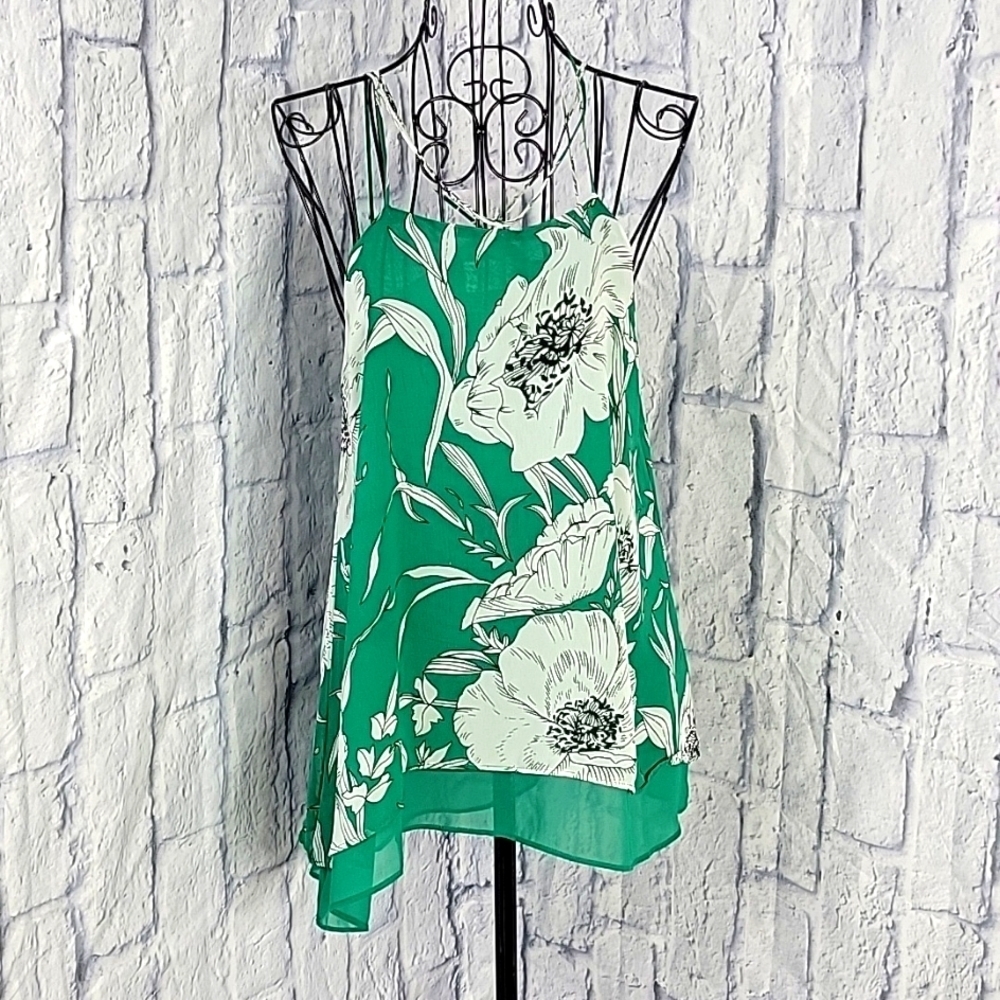 SIENNA SKY Green and White Floral Sleeveless Blouse Medium‎